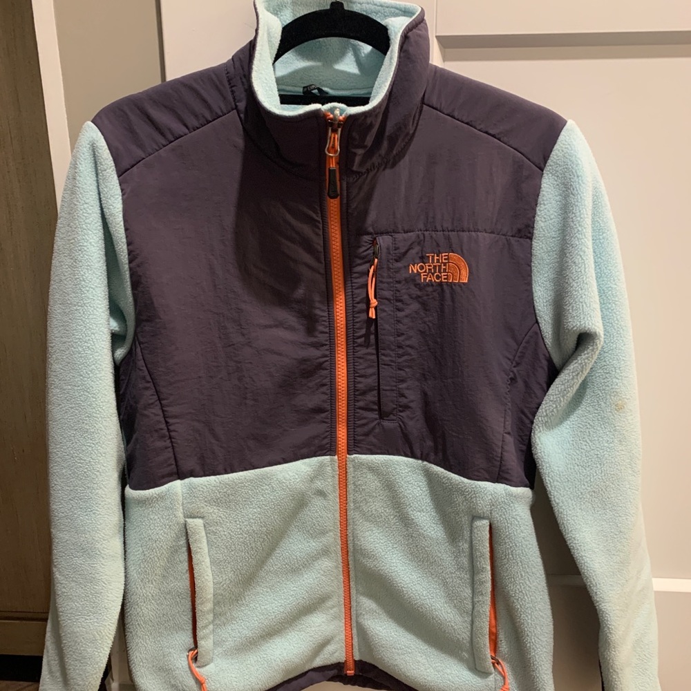 The north face zip up fleece jacket